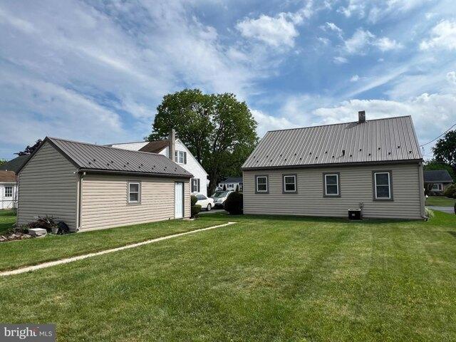 house with 2 bedroom, Chambersburg PA ES103602377