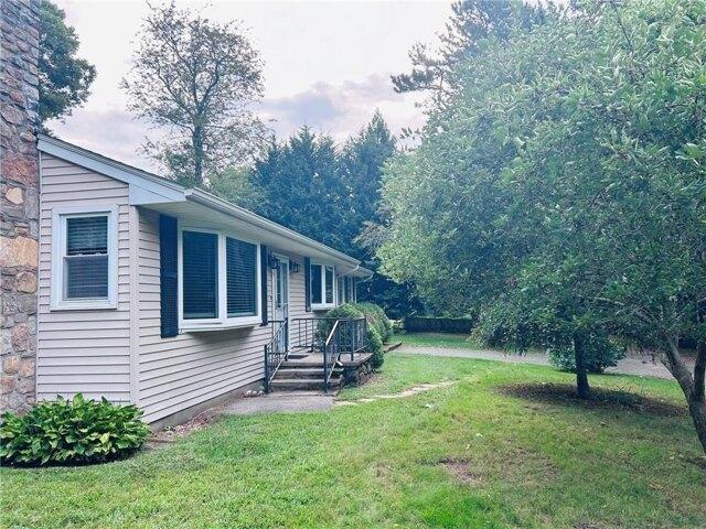 house with 2 bedroom, Charlestown RI ES105661816