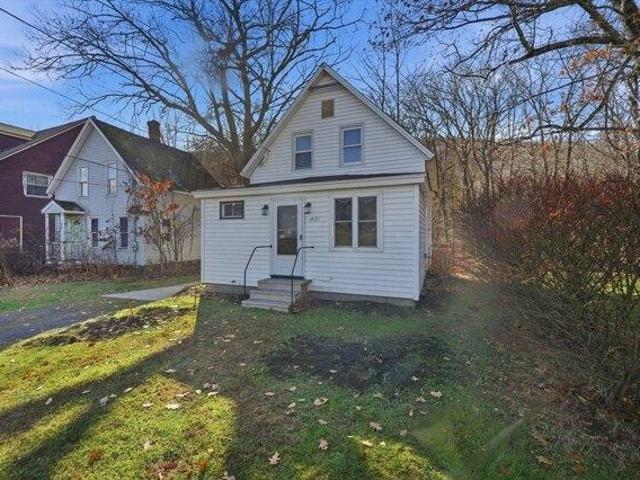 house with 2 bedroom, Chester MA ES104606189