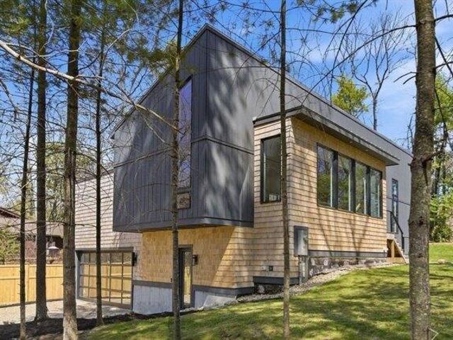 house with 2 bedroom, Concord MA ES105367326