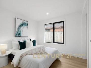 House 2 Bedroom For Rent Clayton South, ES102723353