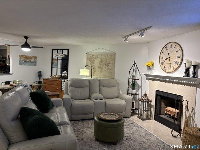 house with 2 bedroom, Cromwell CT ES105609463