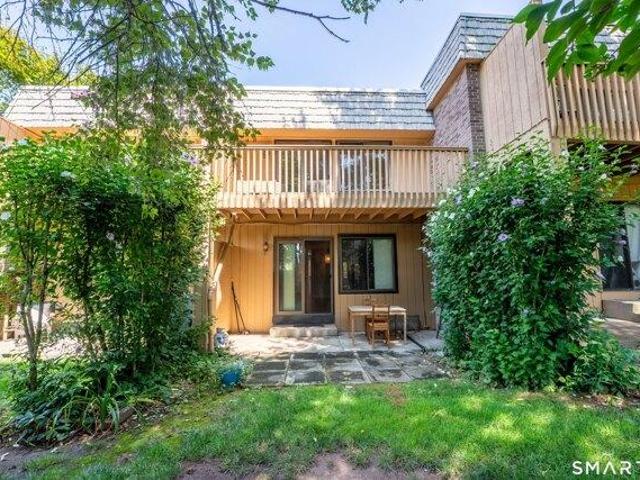 house with 2 bedroom, Cromwell CT ES105632311