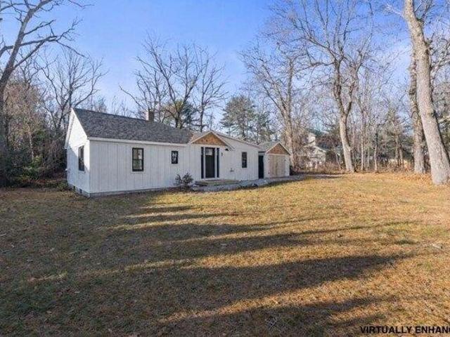 house with 2 bedroom, Cumberland ME ES105722670