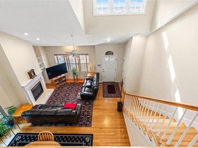 house with 2 bedroom, Cumberland RI ES105404638