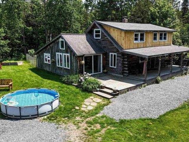 house with 2 bedroom, Danville VT ES105681727