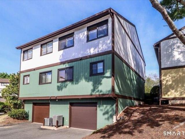 house with 2 bedroom, Danbury CT ES105557660