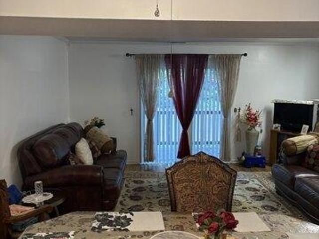 house with 2 bedroom, Danbury CT ES105576967