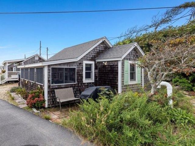 house with 2 bedroom, Dennis Port MA ES106090906