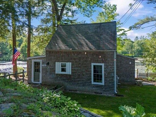 house with 2 bedroom, Deerfield NH ES105551837