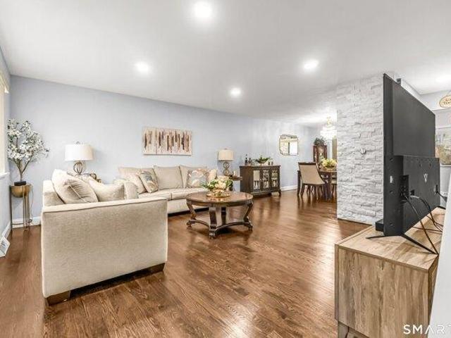 house with 2 bedroom, Derby CT ES105497019