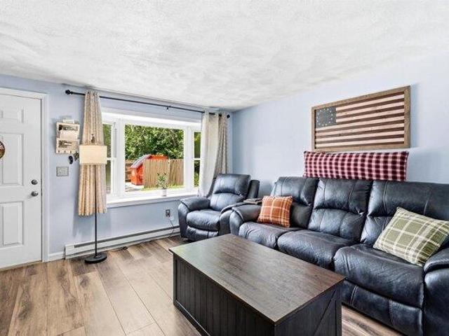 house with 2 bedroom, Derry NH ES105418966