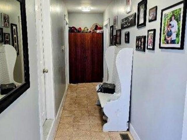 house with 2 bedroom, Dover Foxcroft ME ES105629507