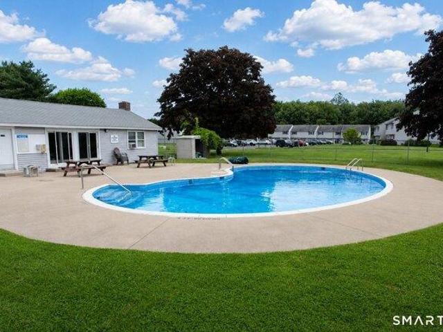 house with 2 bedroom, East Granby CT ES104375362