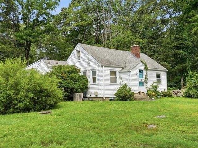 house with 2 bedroom, East Greenwich RI ES105537002