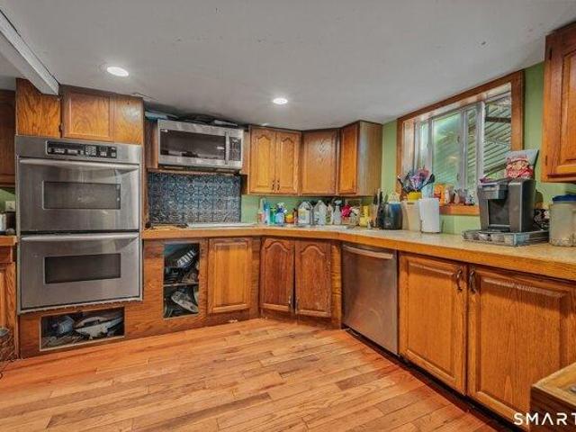 house with 2 bedroom, East Hampton CT ES105425492