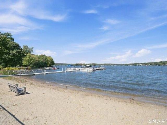 house with 2 bedroom, East Hampton CT ES105579325