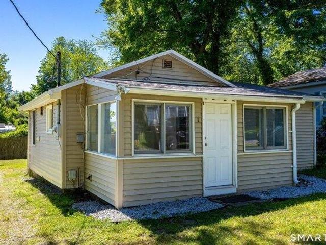 house with 2 bedroom, East Hampton CT ES105276002