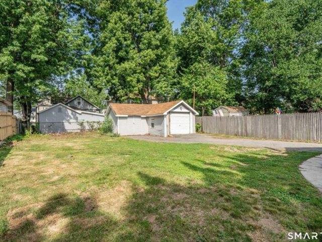 house with 2 bedroom, East Hartford CT ES105515297