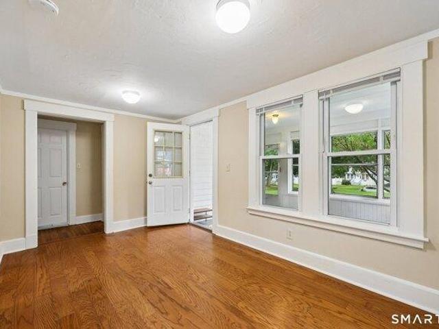 house with 2 bedroom, East Haven CT ES105660278