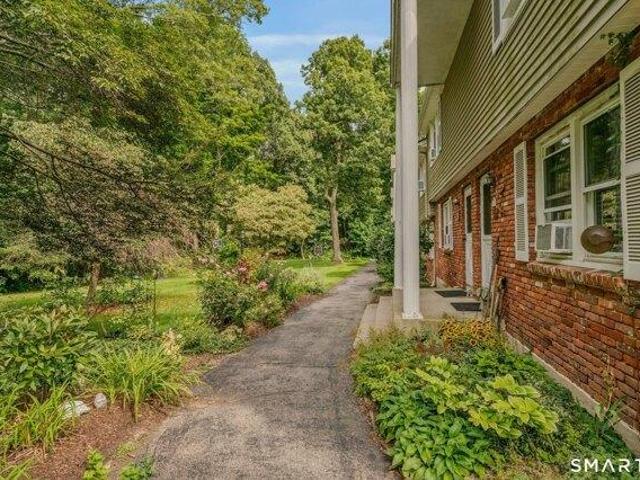 house with 2 bedroom, East Lyme CT ES105496930