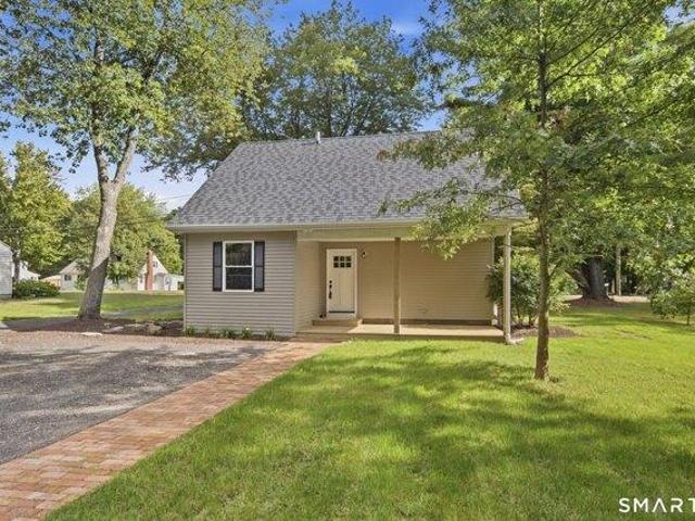 house with 2 bedroom, East Windsor CT ES105628750