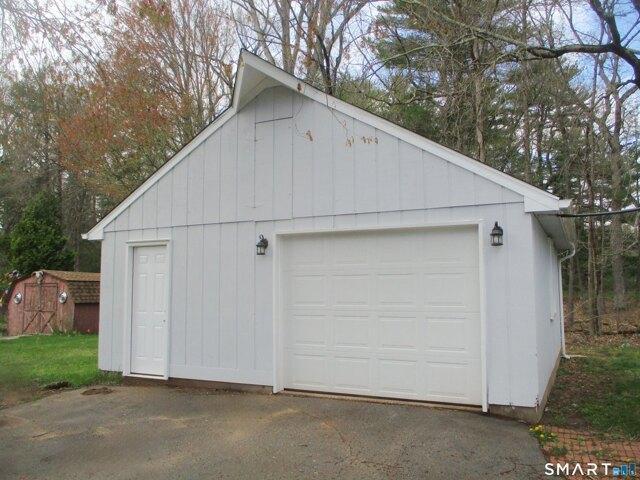 house with 2 bedroom, East Windsor CT ES105142984