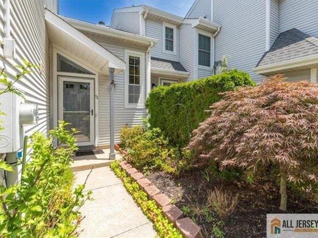 house with 2 bedroom, Eatontown NJ ES104608478