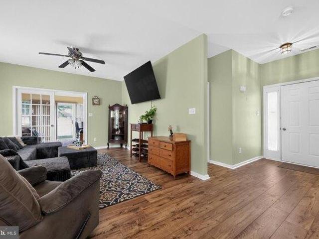 house with 2 bedroom, Edgewater Park NJ ES105320321