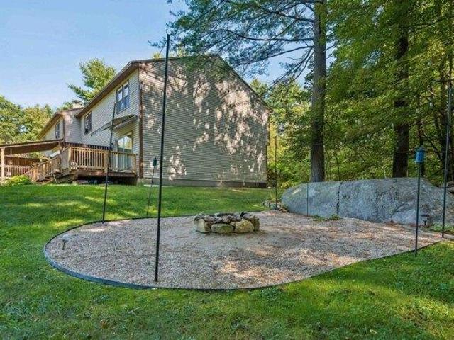 house with 2 bedroom, Enfield NH ES105588587