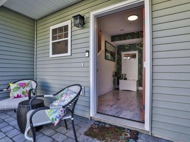house with 2 bedroom, Epping NH ES105495426