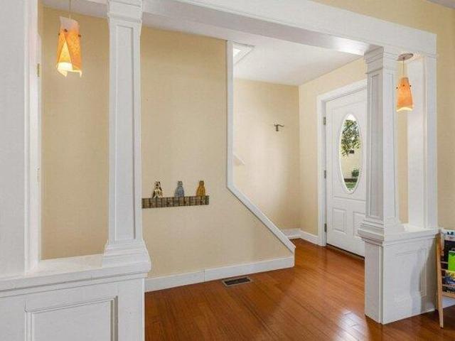 house with 2 bedroom, Exeter NH ES105611144