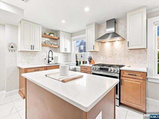 house with 2 bedroom, Fair Lawn NJ ES105286919