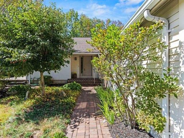 house with 2 bedroom, Falmouth ME ES105814411