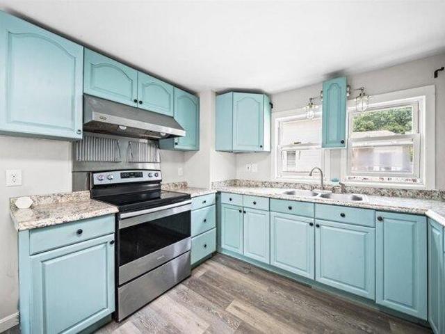 house with 2 bedroom, Farmington NH ES105425838