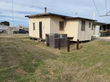 House 2 Bedroom For Rent Fisherman Bay SA ES101909455