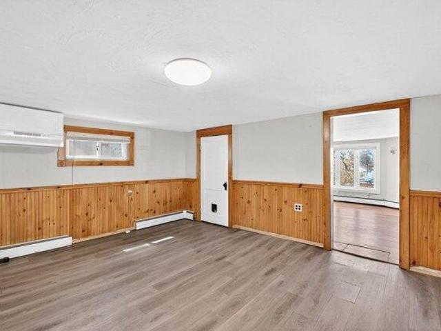 house with 2 bedroom, Gardner MA ES105439622