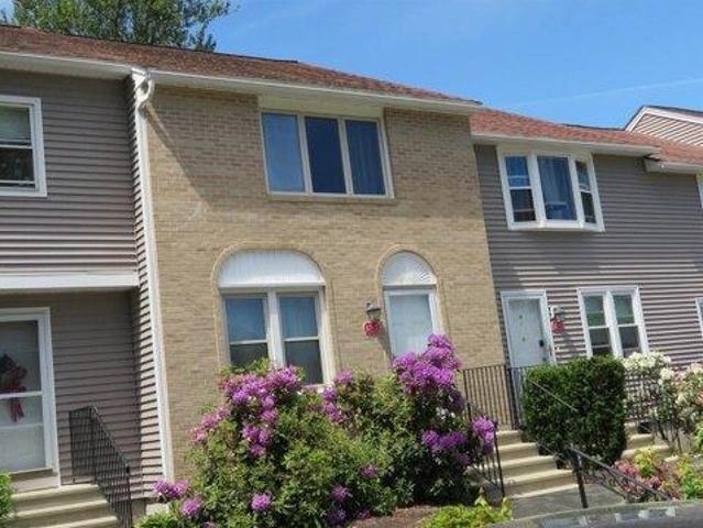 house with 2 bedroom, Goffstown NH ES104408923