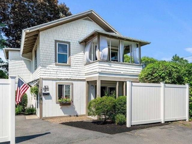 house with 2 bedroom, Gloucester MA ES105590373