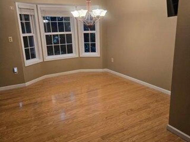 house with 2 bedroom, Groton CT ES104720175