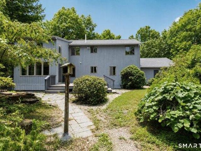 house with 2 bedroom, Granby CT ES105293834