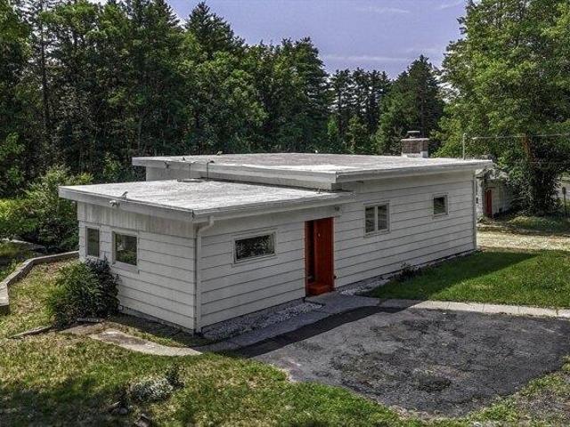 house with 2 bedroom, Granby MA ES105331195