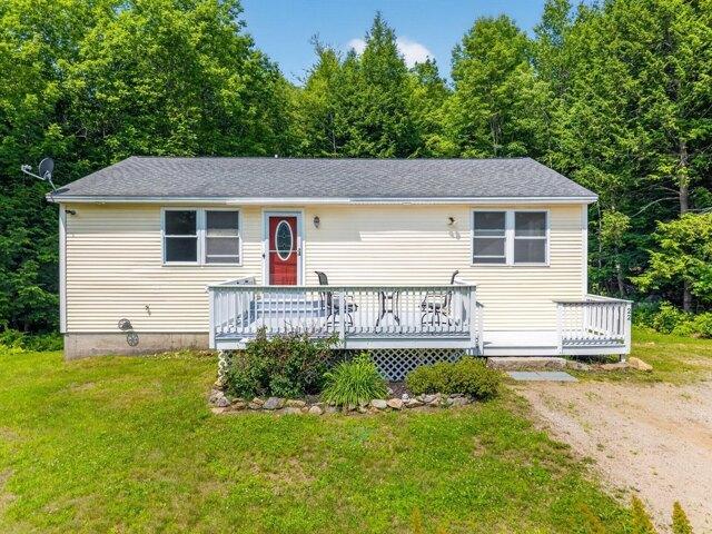 house with 2 bedroom, Greene ME ES105402111