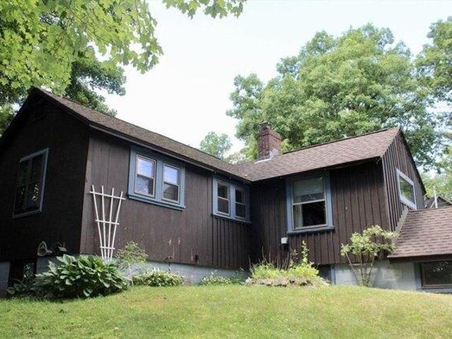 house with 2 bedroom, Greenfield MA ES104608533