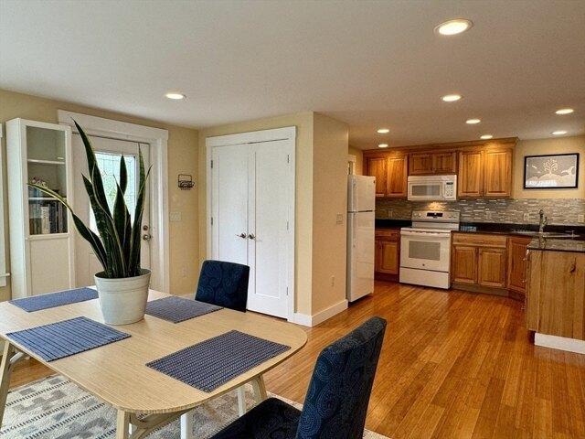house with 2 bedroom, Greenfield MA ES105366949