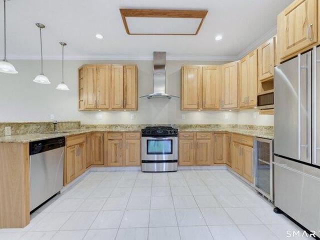 house with 2 bedroom, Greenwich CT ES105427546