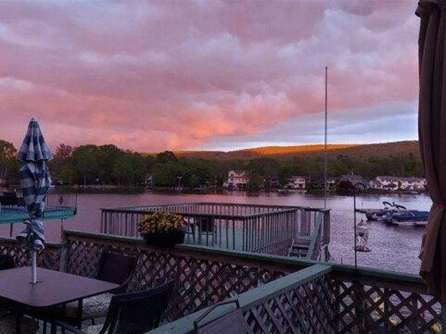 house with 2 bedroom, Greenwood Lake NY ES105206304