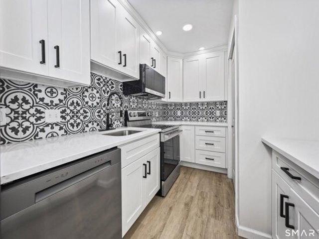 house with 2 bedroom, Guilford CT ES105428363