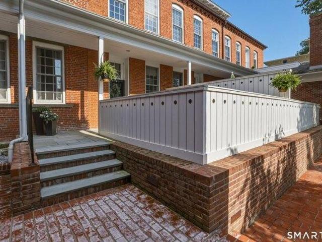 house with 2 bedroom, Guilford CT ES105438440