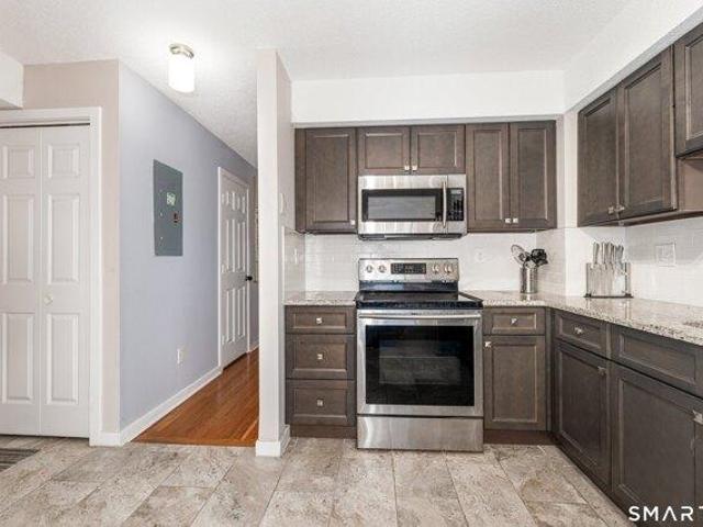 house with 2 bedroom, Hamden CT ES104568242